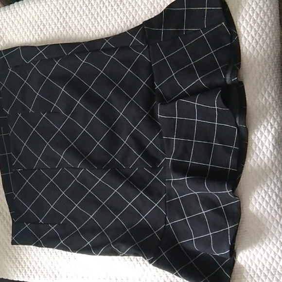 COPY - skirt - Picture 5 of 9